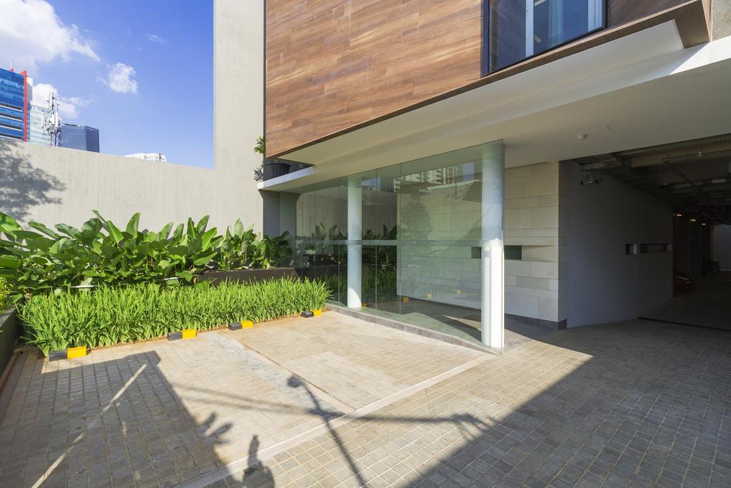 Reddoorz Plus Near Perbanas Yakarta Exterior foto